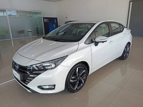 NISSAN VERSA 1.6 16V FLEX EXCLUSIVE XTRONIC